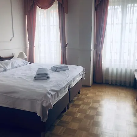 Renesance Krasna Kralovna Hotel Karlsbad
