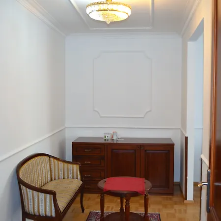 Hotel Renesance Krasna Kralovna 4*